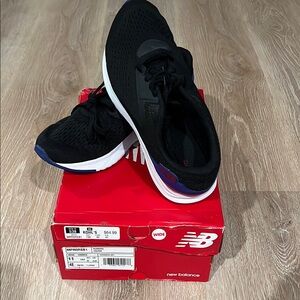 New Balance Black and White Running Shoes MPRORSB1 Mens 11 4E wide